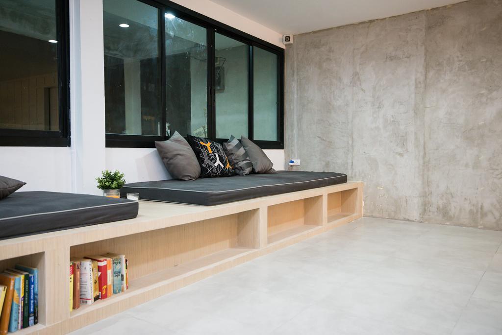 Monkeynap Hostel Банкок Екстериор снимка