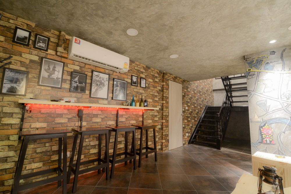 Monkeynap Hostel Банкок Екстериор снимка